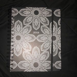 🖤 2018 VERA BRADLY PLANNER 🖤